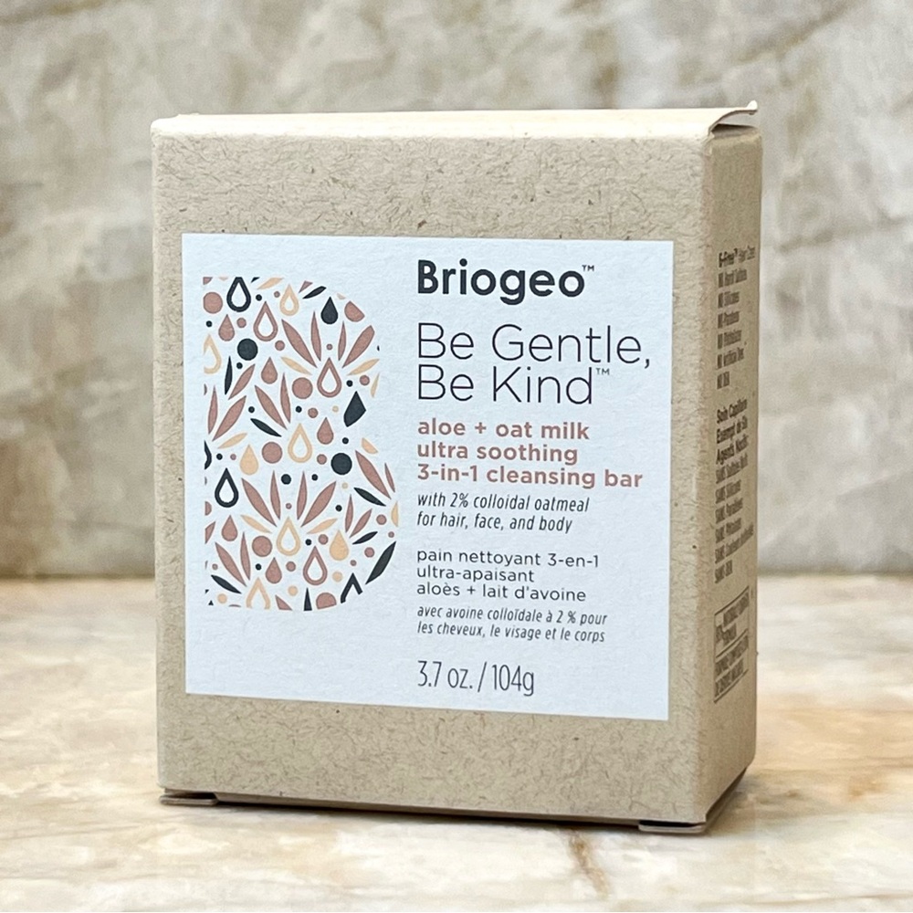 Briogeo Be Gentle, Be Kind Aloe + Oat Milk Ultra Soothing 3-in-1 Cleansing Bar